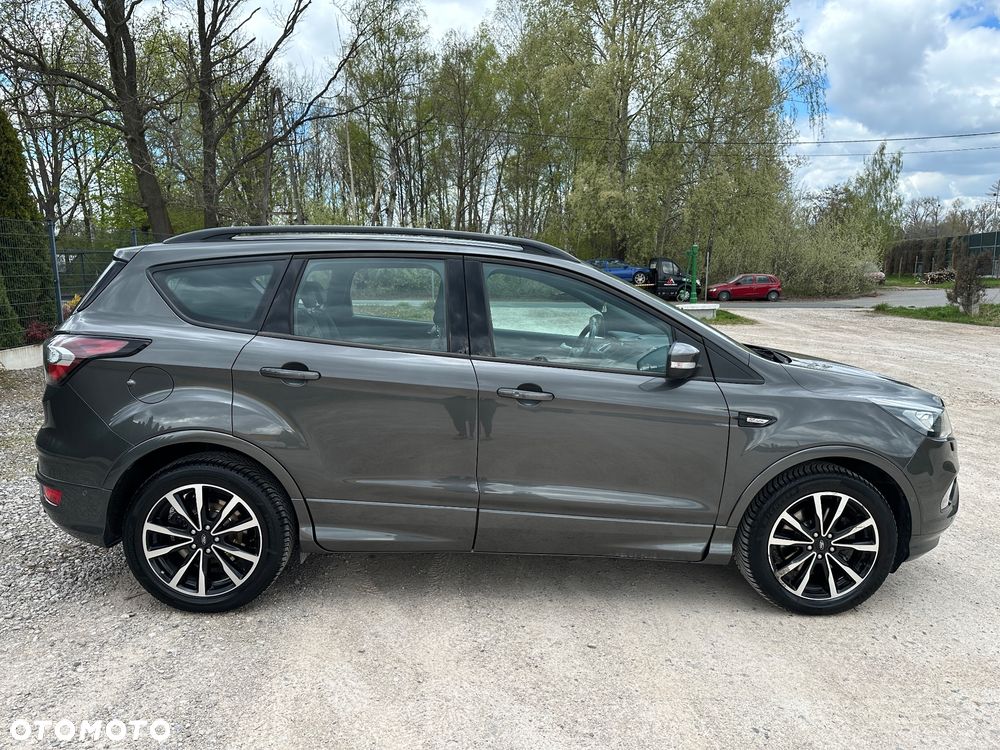 Ford Kuga 2.0 TDCi FWD ST-Line - 15