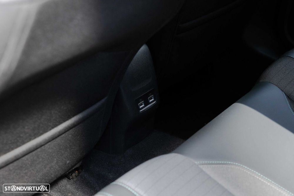 Peugeot e-208 50 kWh Allure - 21