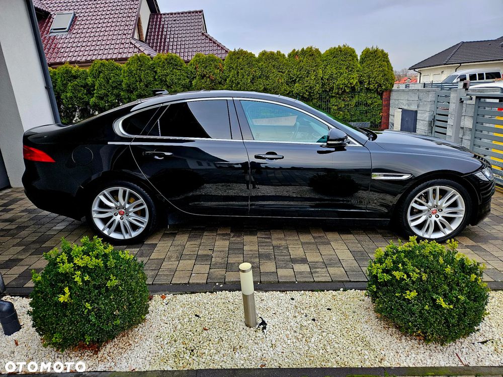 Jaguar XF 20d AWD Prestige - 5