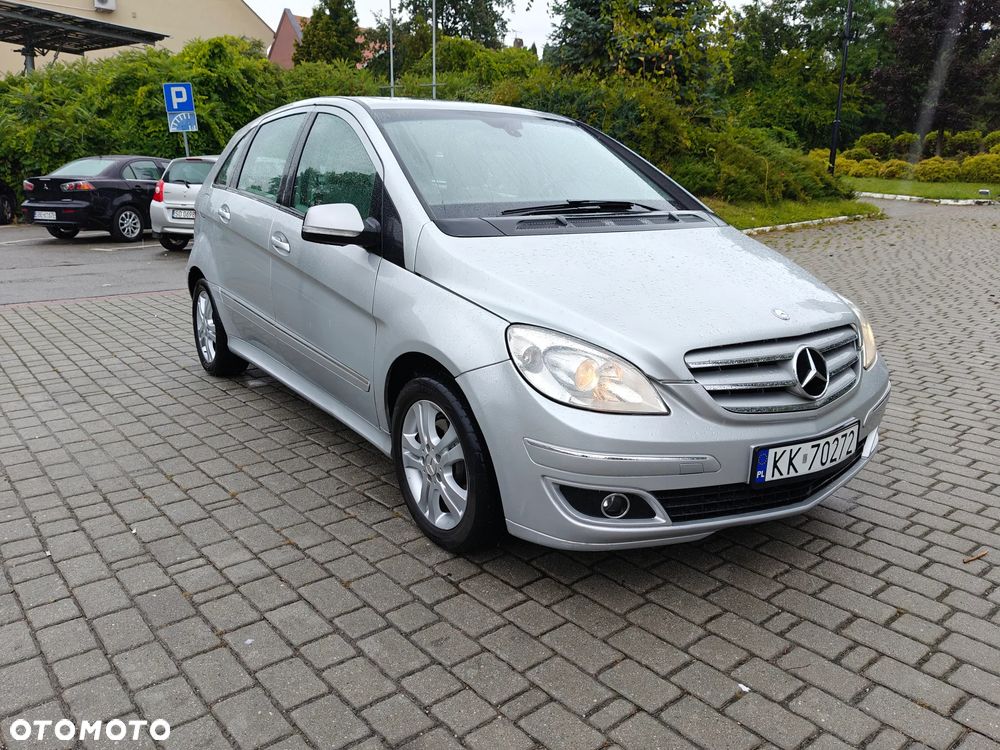 Mercedes-Benz Klasa B 200 Turbo Autotronic - 16
