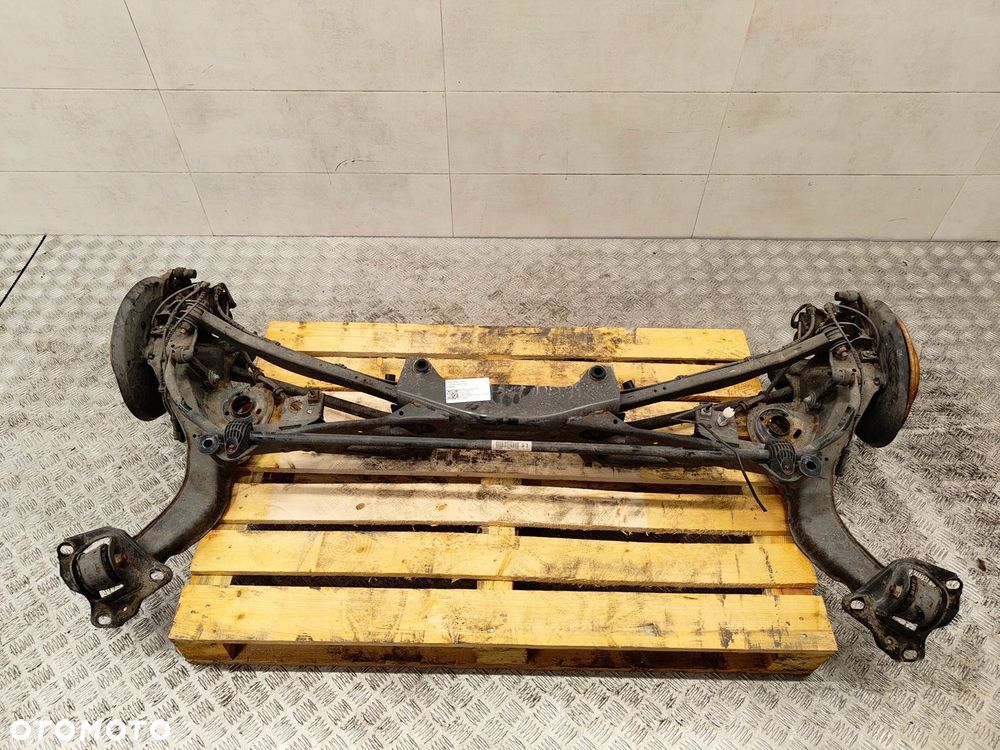 MINI F60 ZAWIESZENIE TYŁ BELKA WAHACZE ZWROTNICA 6853923 6851560 - 2