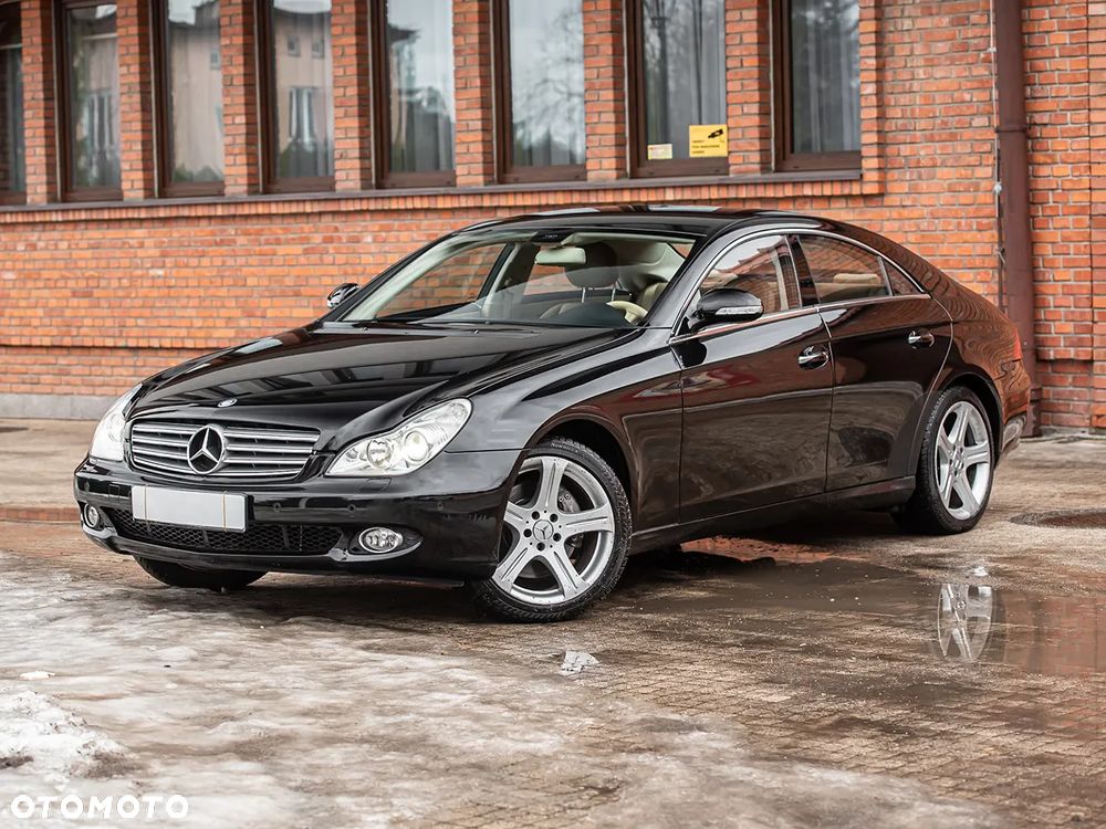 Mercedes-Benz CLS 500 - 12