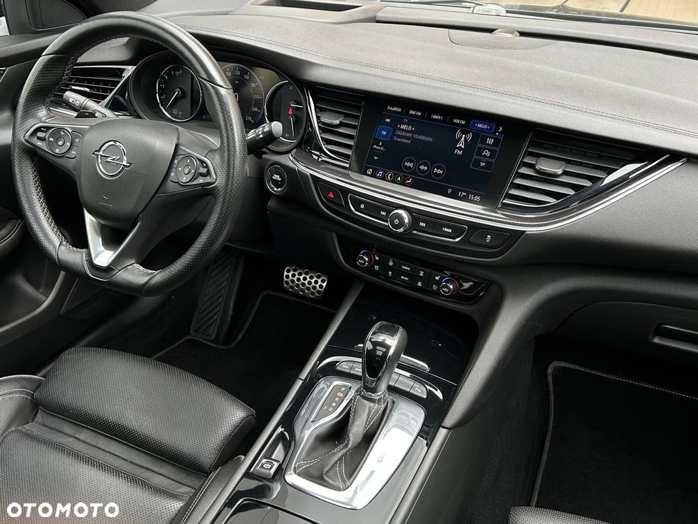 Opel Insignia 2.0 CDTI 4x4 GSi S&S - 17