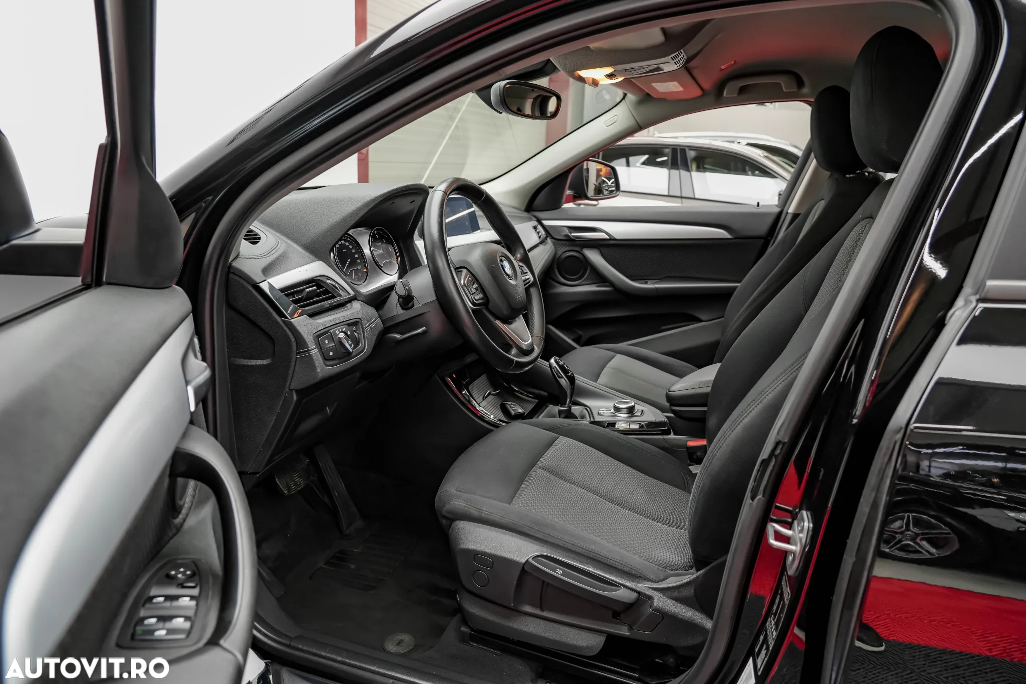 BMW X2 sDrive18d Aut. Advantage Plus - 4