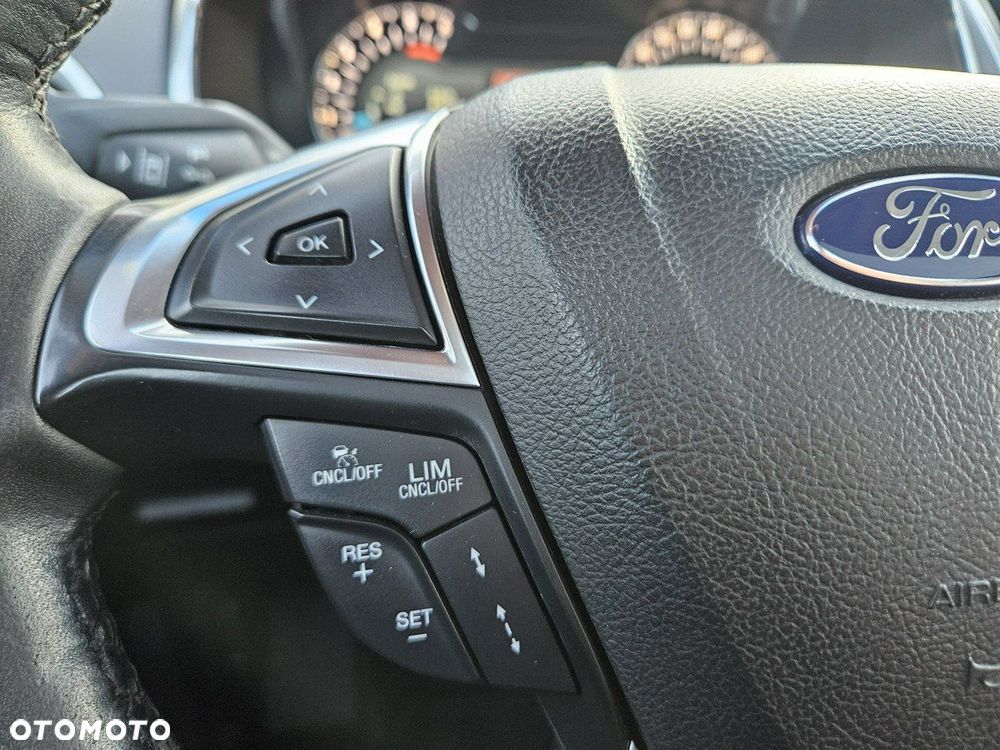 Ford Edge 2.0 TDCi 4x4 Titanium - 32