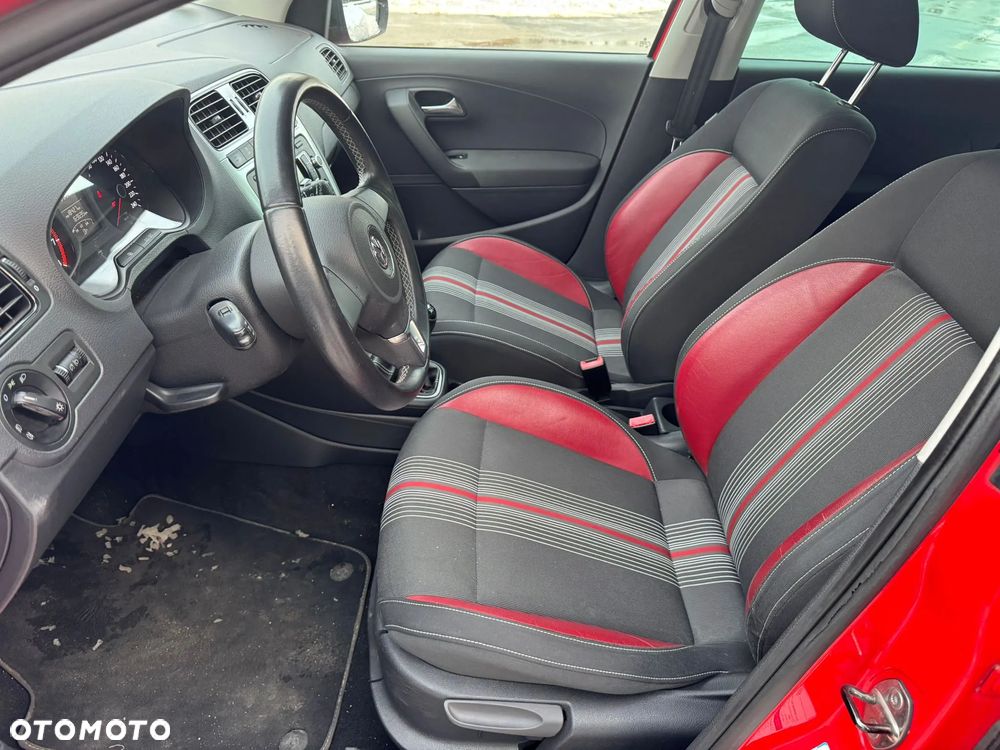 Volkswagen Polo 1.2 TSI Blue Motion Technology MATCH - 14