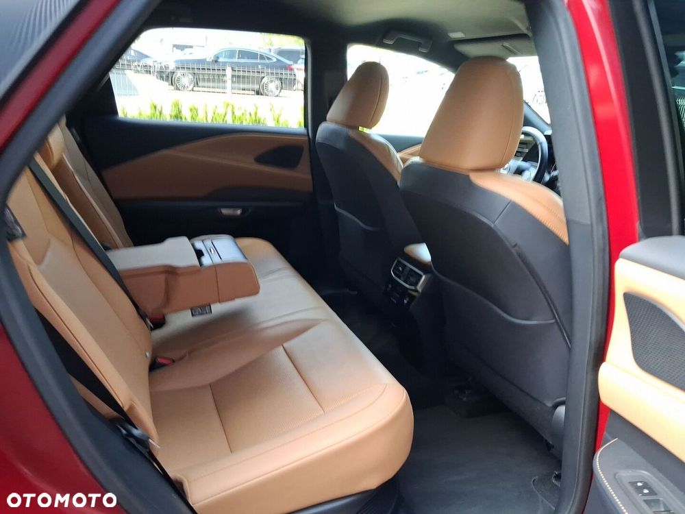Lexus RX - 10