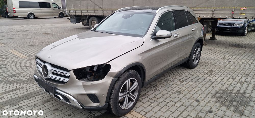 Mercedes-Benz GLC 220 d 4Matic 9G-TRONIC Exclusive - 13