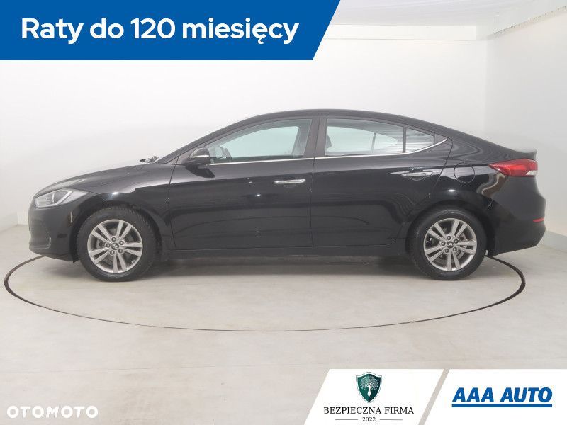 Hyundai Elantra - 4