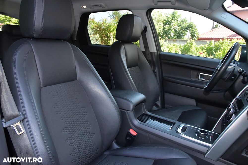 Land Rover Discovery Sport 2.0 D150 MHEV SE - 30