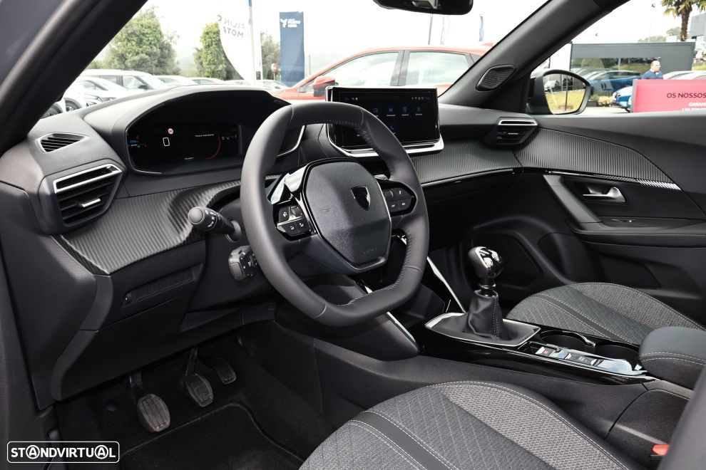 Peugeot 2008 1.2 Allure - 15