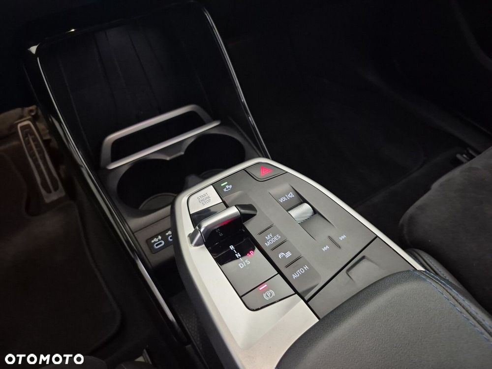 BMW Seria 2 218i M Sport sport - 16