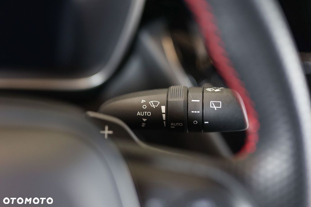 Toyota Corolla 2.0 Hybrid GR Sport Dynamic - 31
