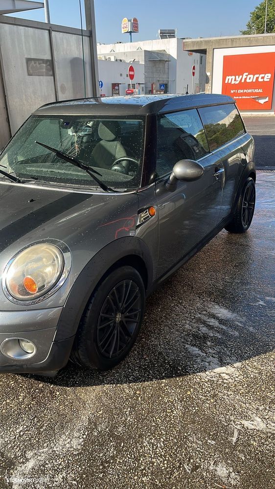 MINI Clubman Cooper D - 2