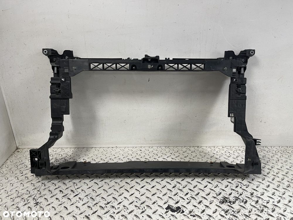 ORYGINALNY PAS PRZEDNI  AUDI A1 II 2 82A 18-25 82A805588B - 2