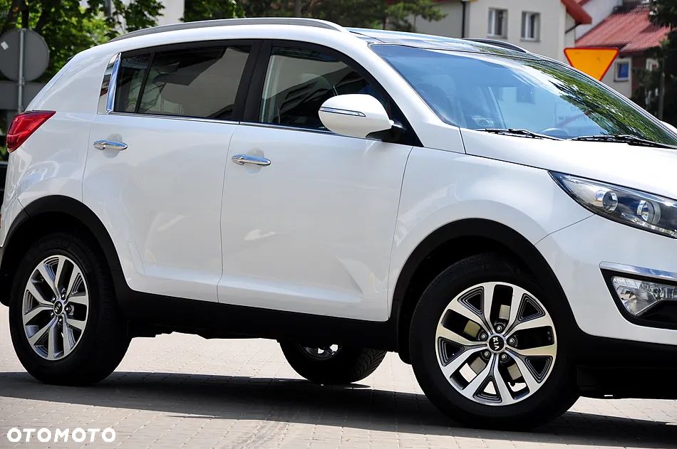 Kia Sportage 1.6 GDI 2WD DREAM-TEAM EDITION - 10