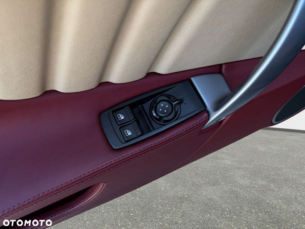 Alfa Romeo Brera 3.2 JTS V6 24V Q4 - 25