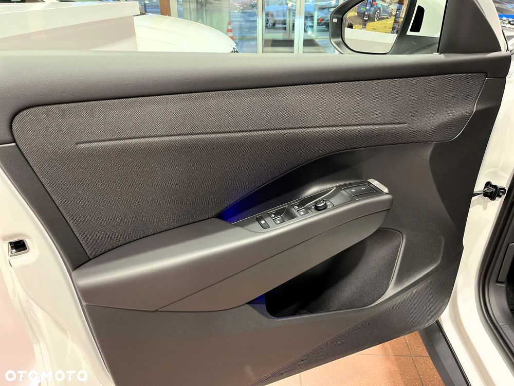 Volkswagen T-Roc 1.5 eTSI Life DSG - 11