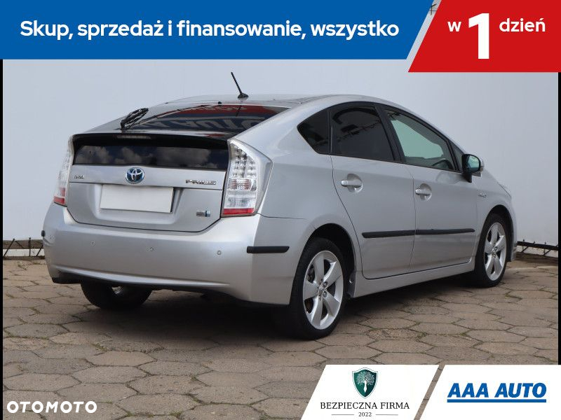 Toyota Prius - 6