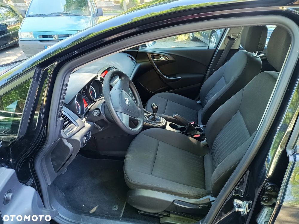 Opel Astra 1.4 Enjoy - 12