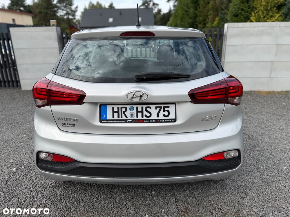 Hyundai i20 1.2 - 7