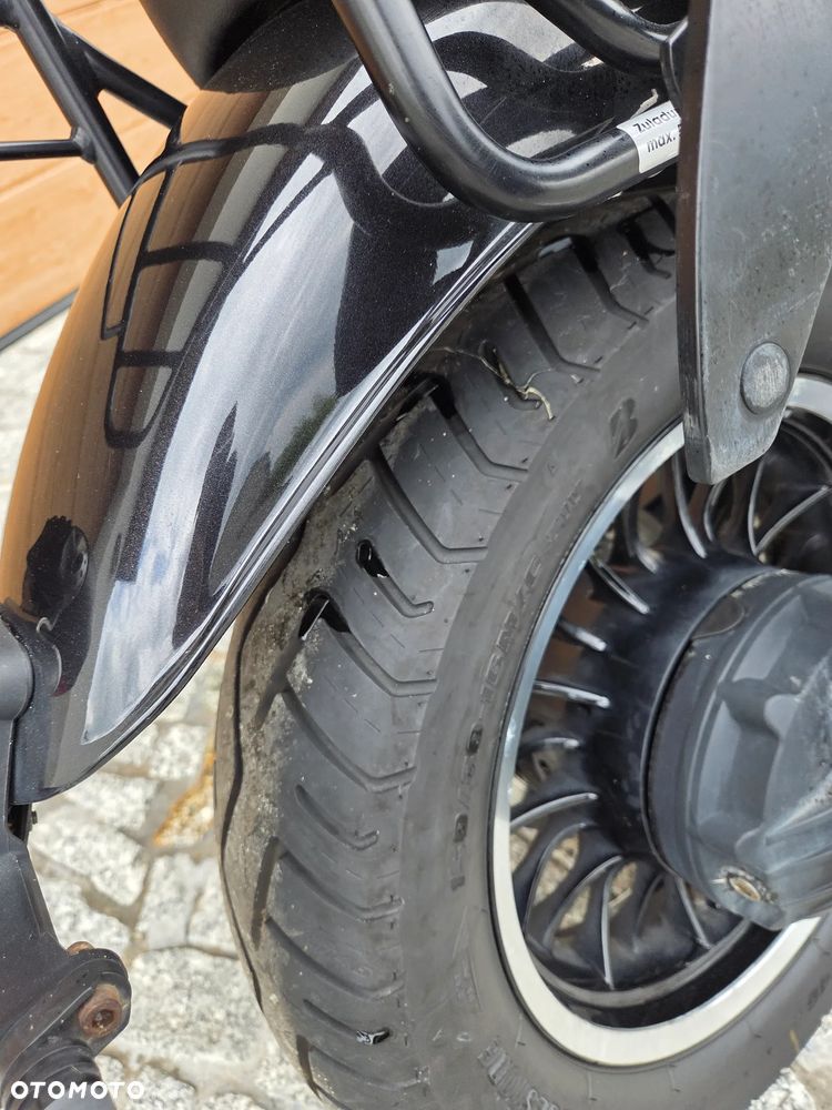 Moto Guzzi V9 - 7