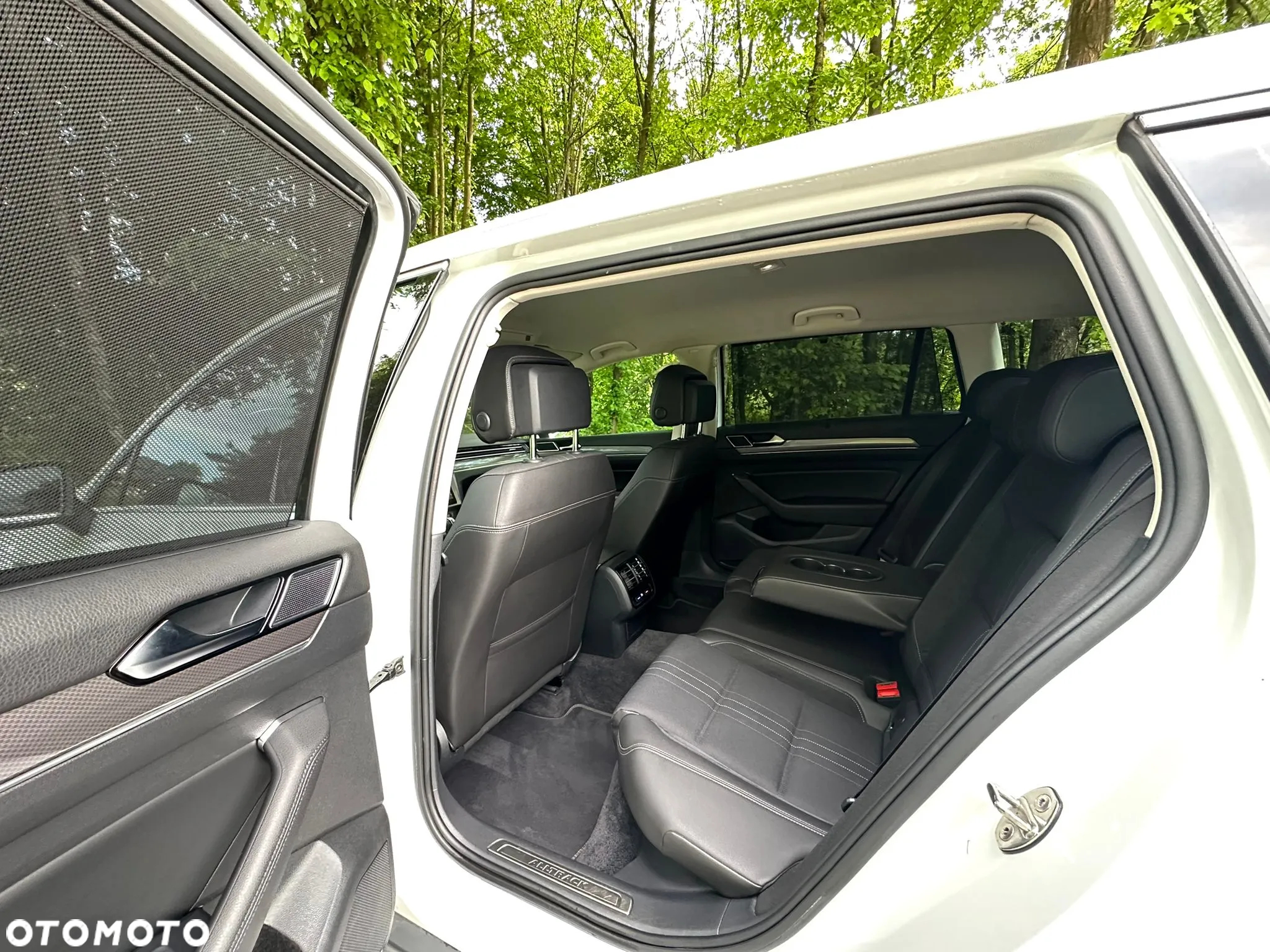 Volkswagen Passat Alltrack 2.0 TDI SCR 4Mot DSG - 24