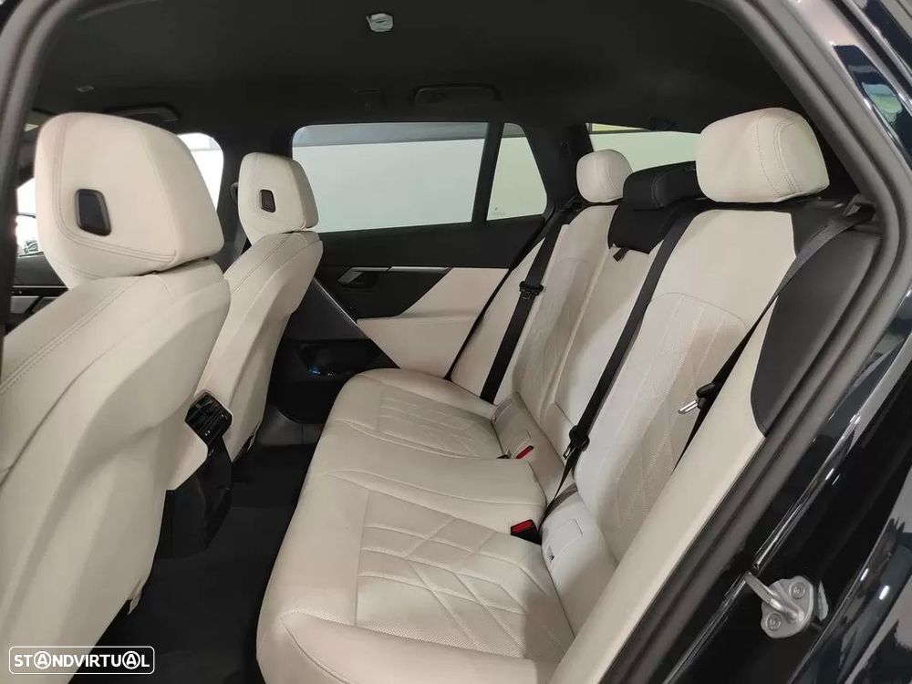 BMW i5 Touring eDrive40 - 40