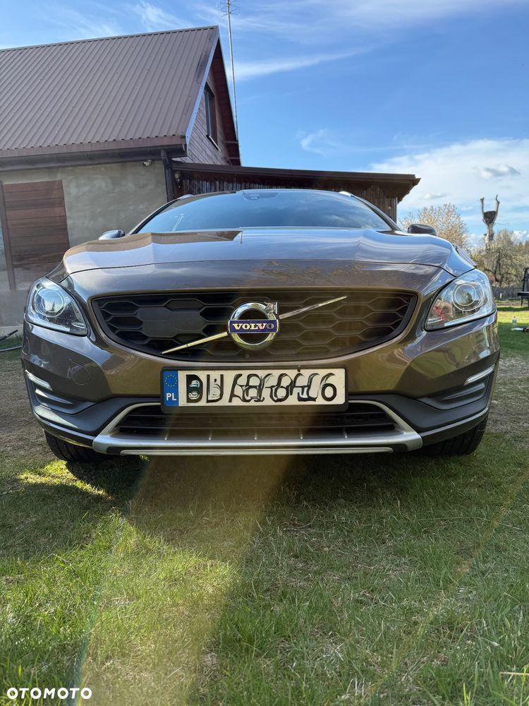 Volvo V60 Cross Country - 3