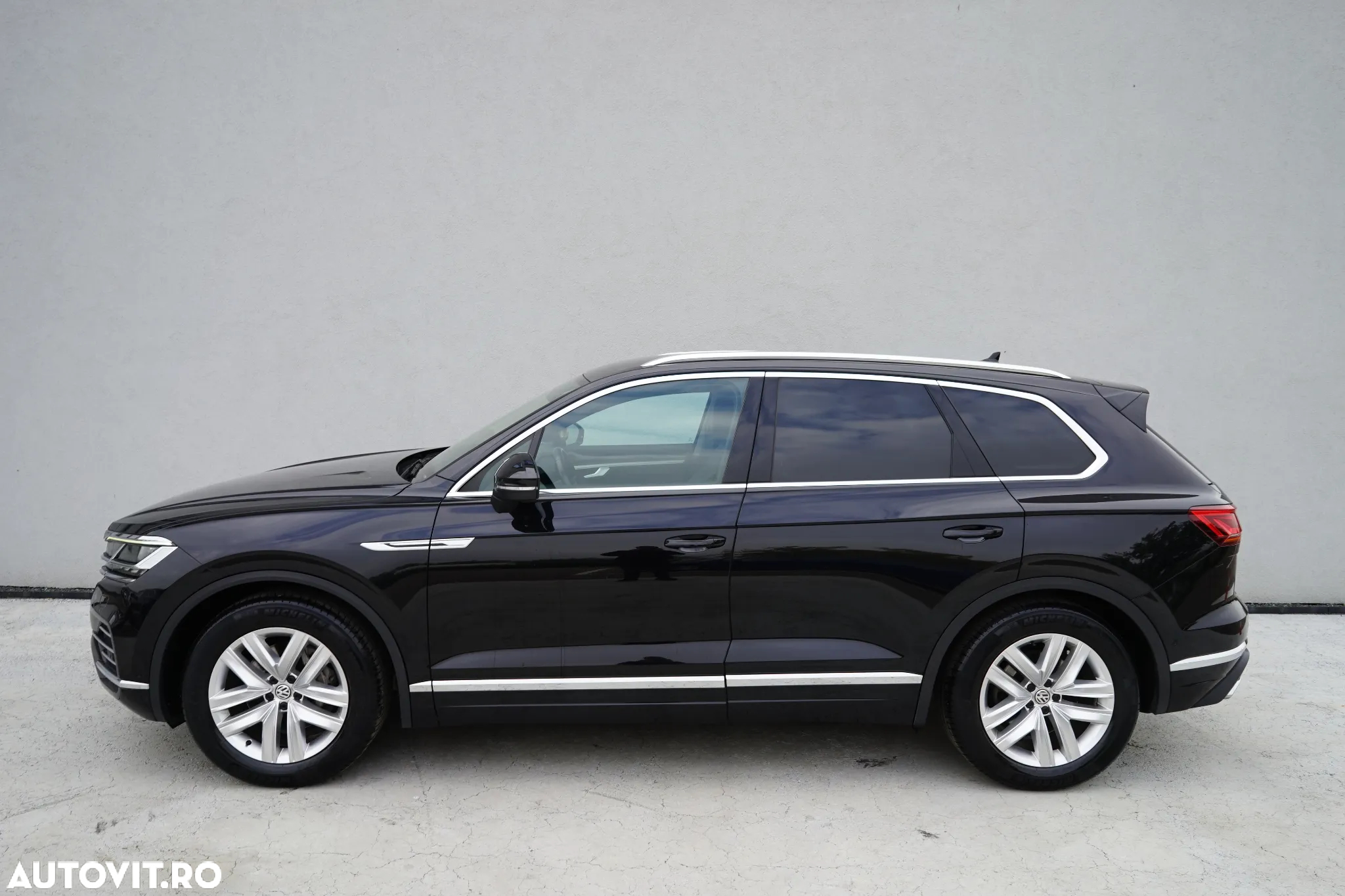 Volkswagen Touareg V6 TDI Elegance - 3
