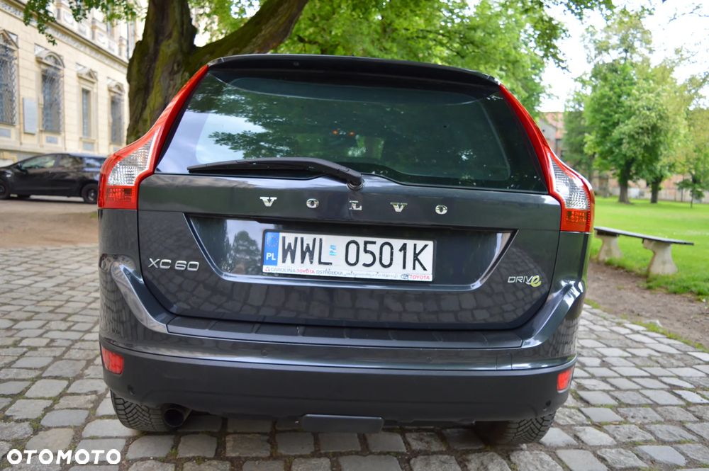 Volvo XC 60 D3 Kinetic - 11