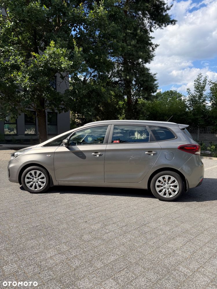 Kia Carens 1.6 GDI L 7os - 10