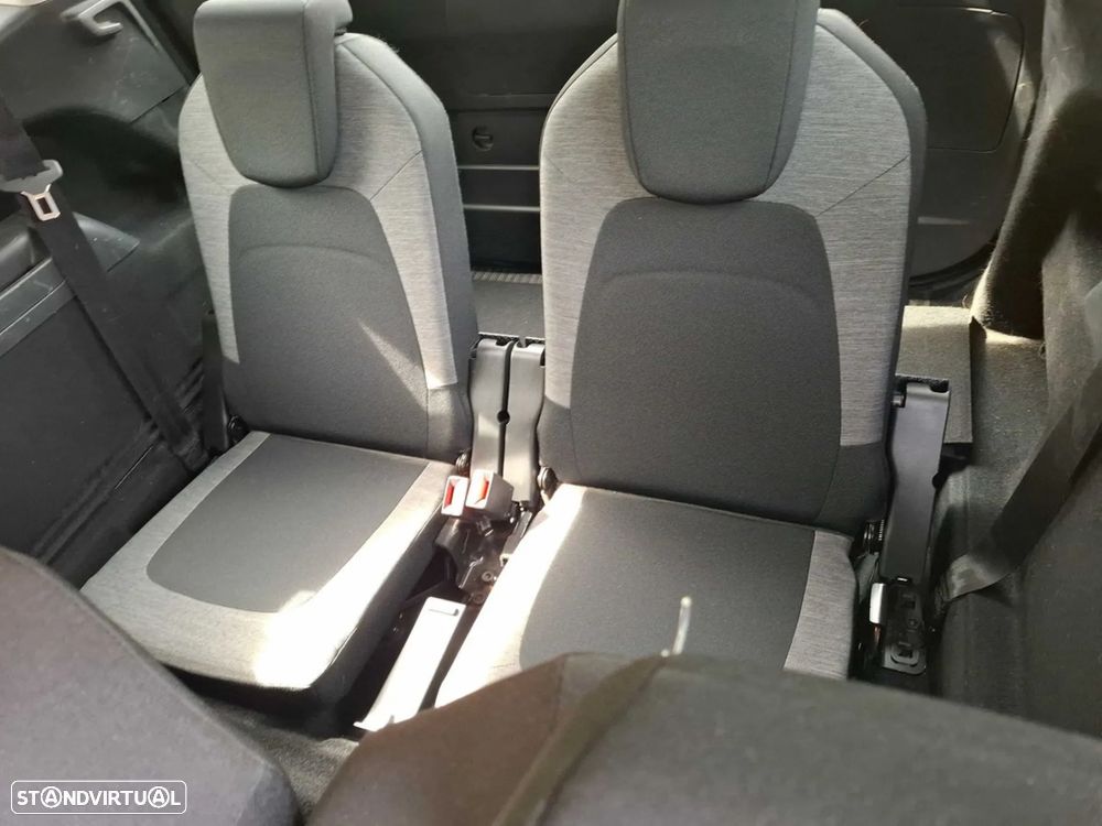 Citroën C4 Grand Picasso - 12