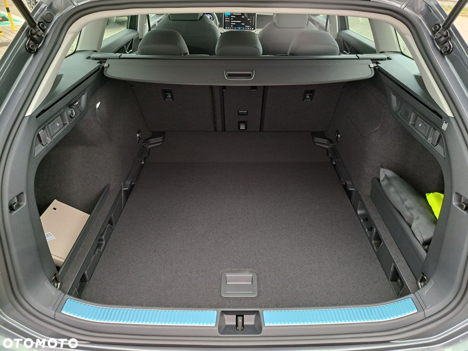 Volkswagen Passat 1.5 TSI ACT mHEV DSG - 10