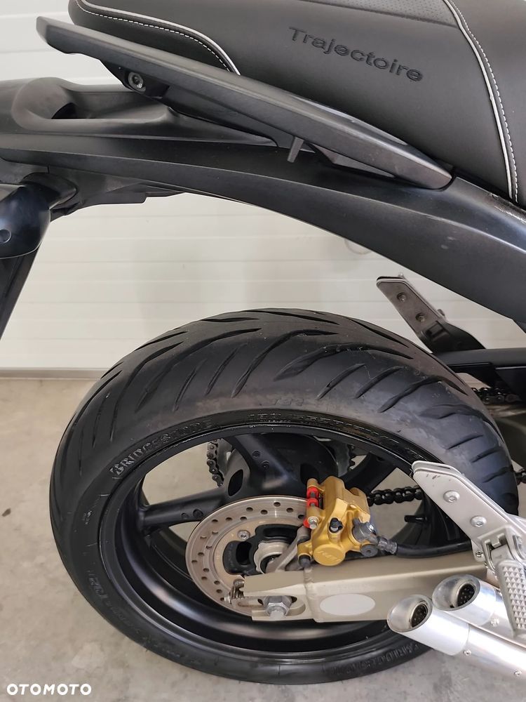 Honda Hornet - 15