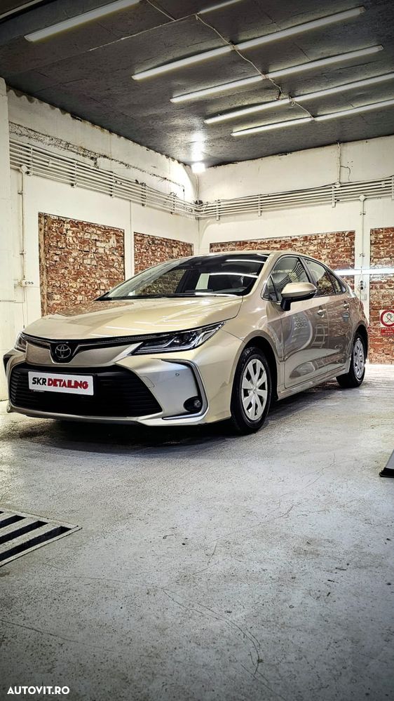 Toyota Corolla Sedan 1.5 TNGA CVT Business - 1