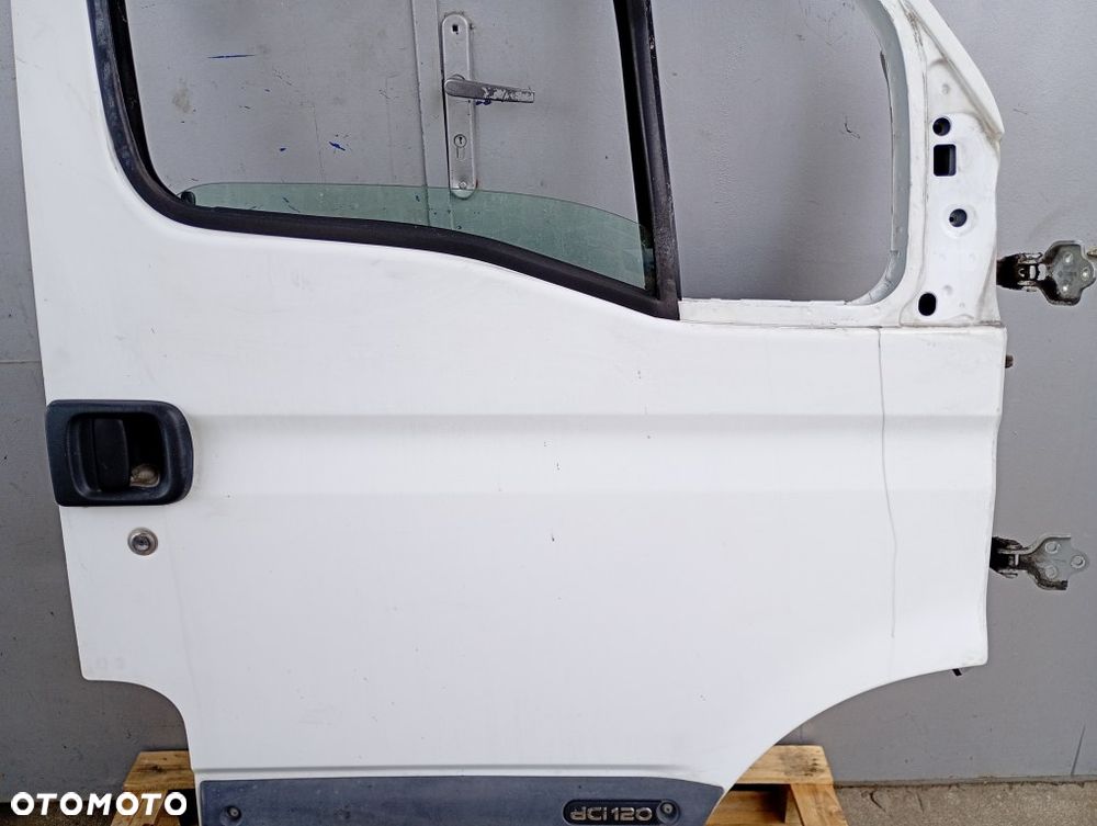 drzwi przednie prawe przód renault master II opel movano a nissan interstar 2003-2010 białe - 4