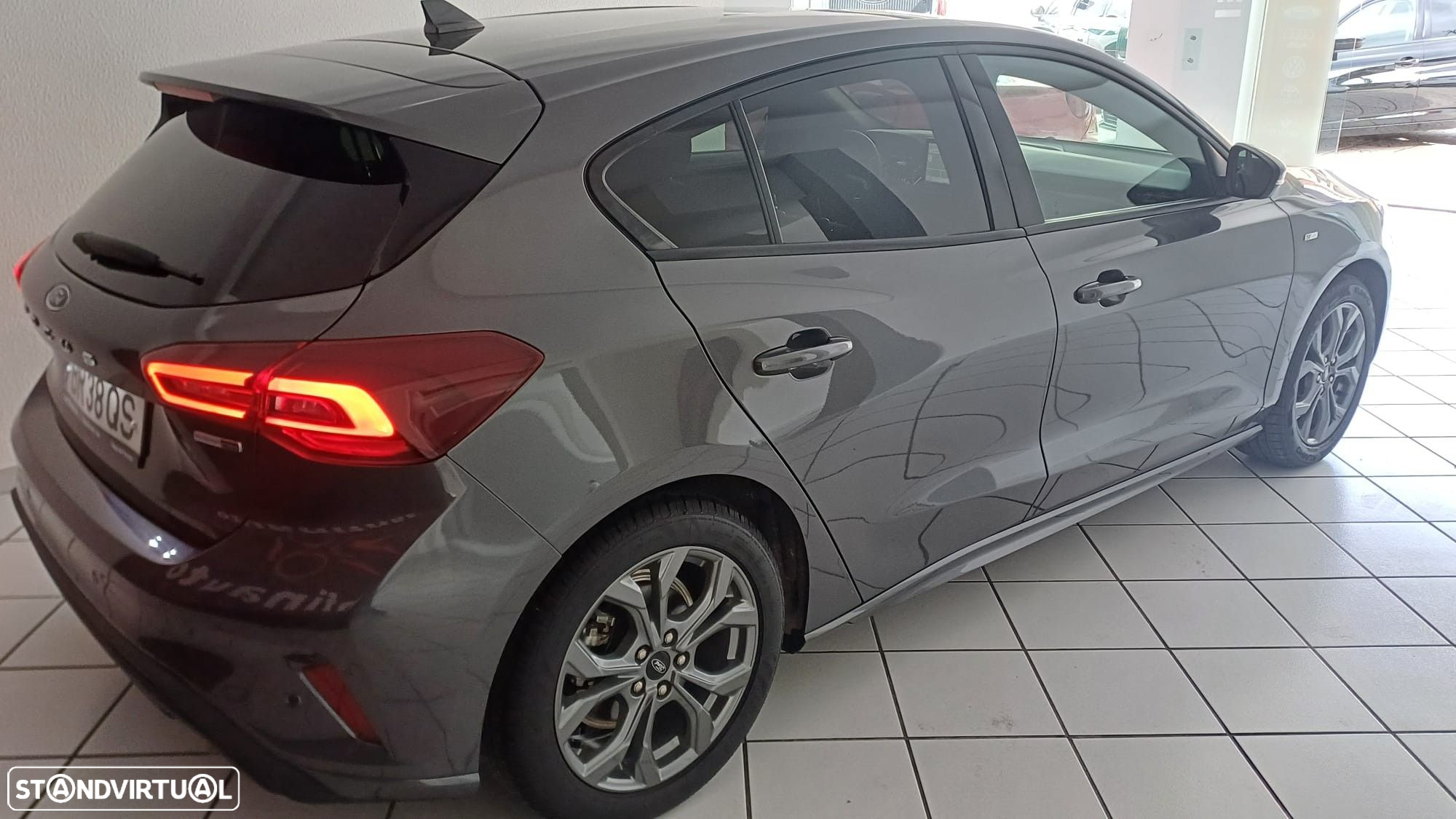 Ford Focus 1.0 EcoBoost MHEV Connected Design - 21