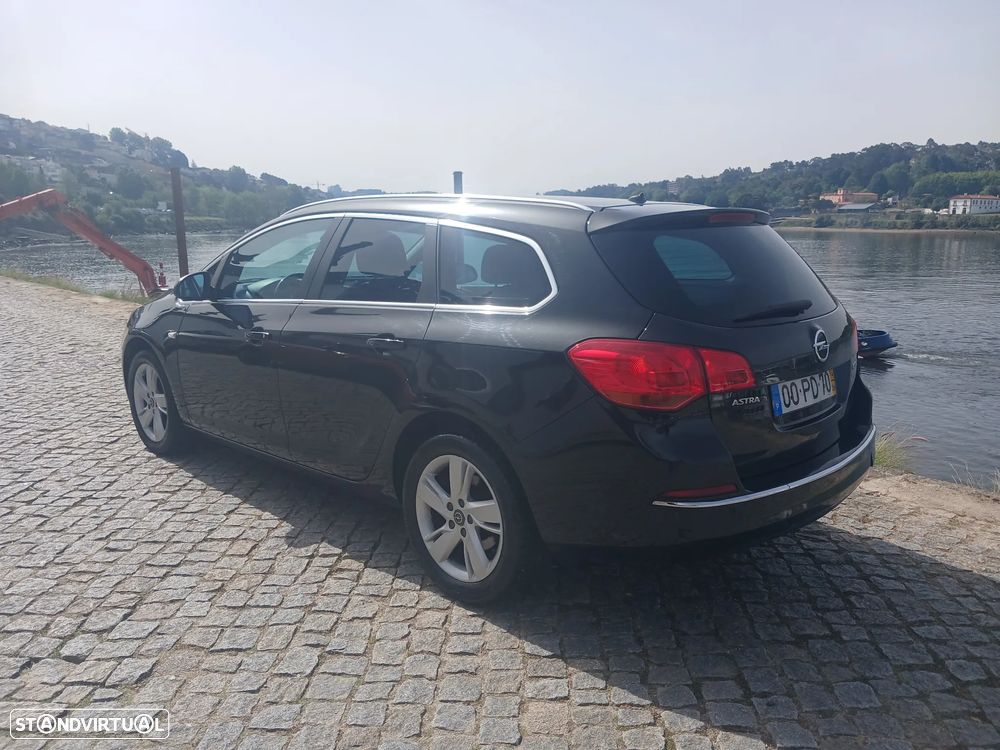Opel Astra Sports Tourer 1.6 CDTi Executive S/S - 6