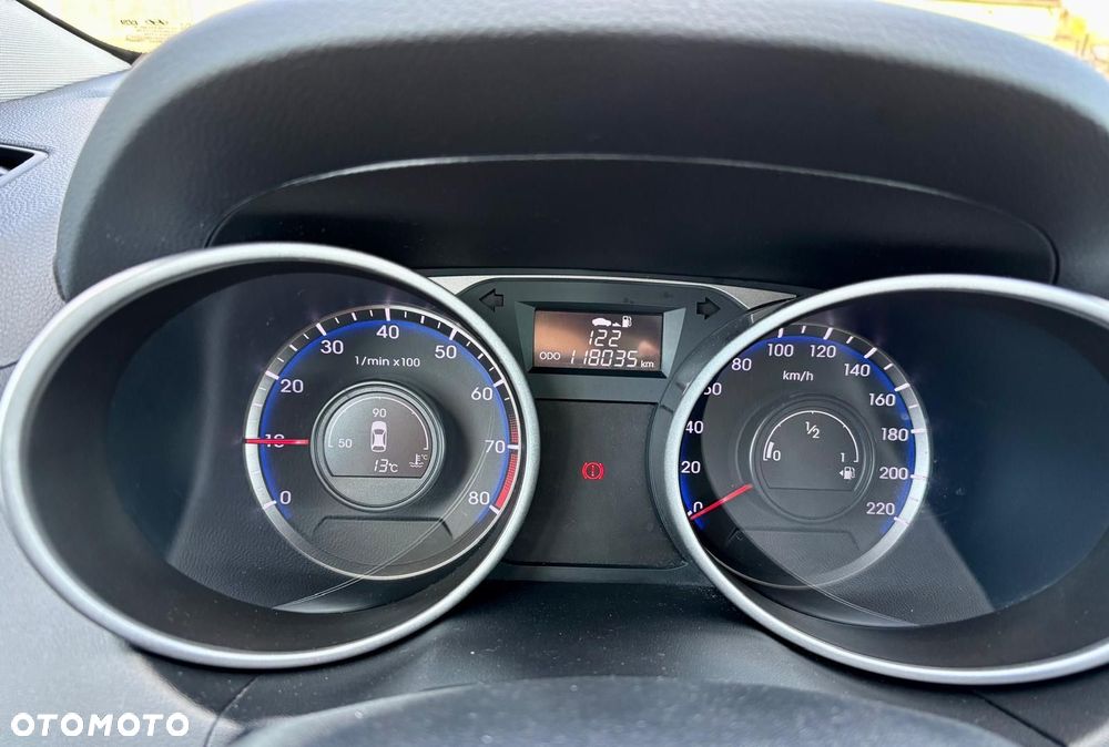 Hyundai ix35 - 9