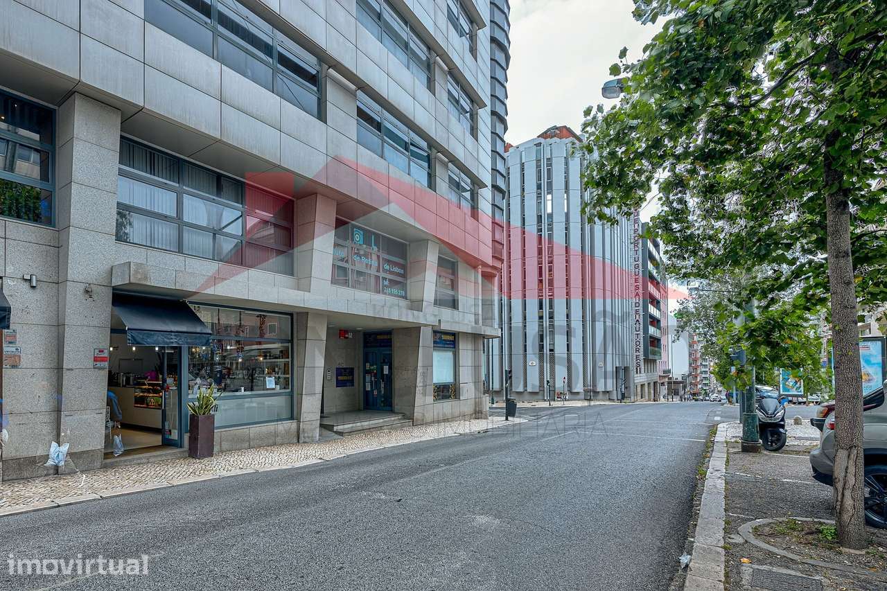 Escritório na Avenida Duque de Loulé - Lisboa - Grande imagem: 5/10