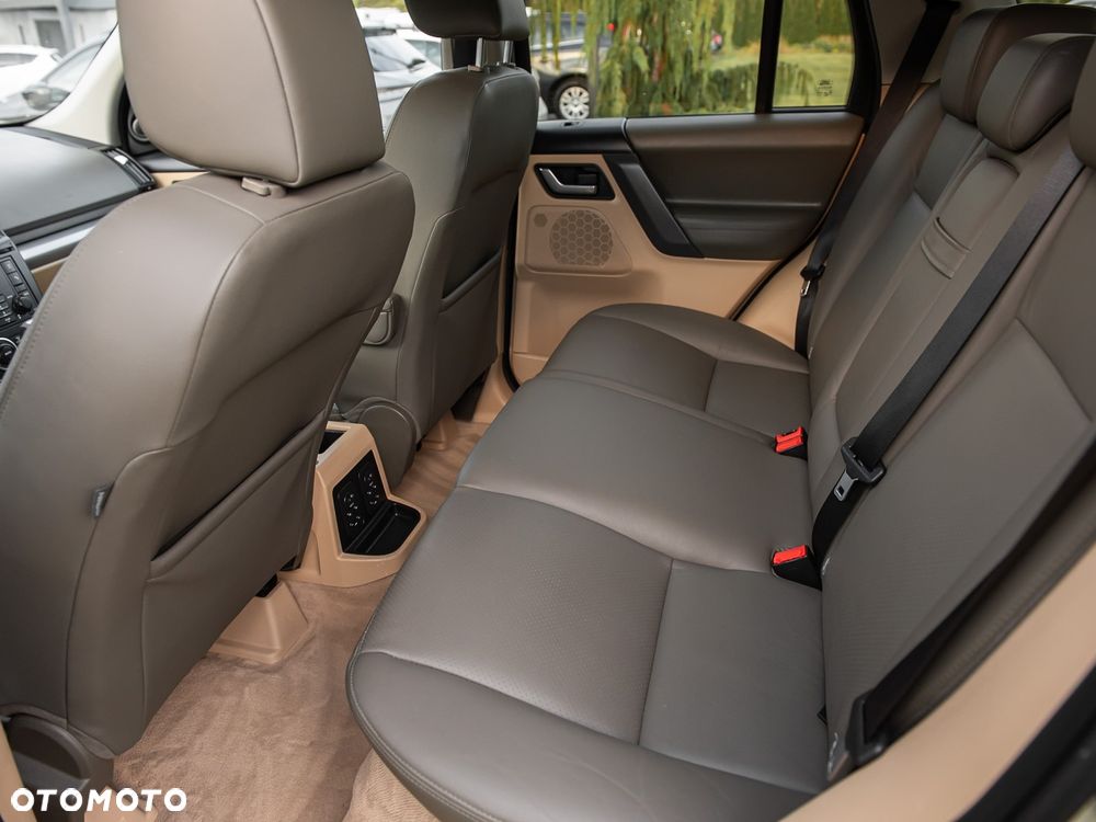 Land Rover Freelander I6 HSE - 24
