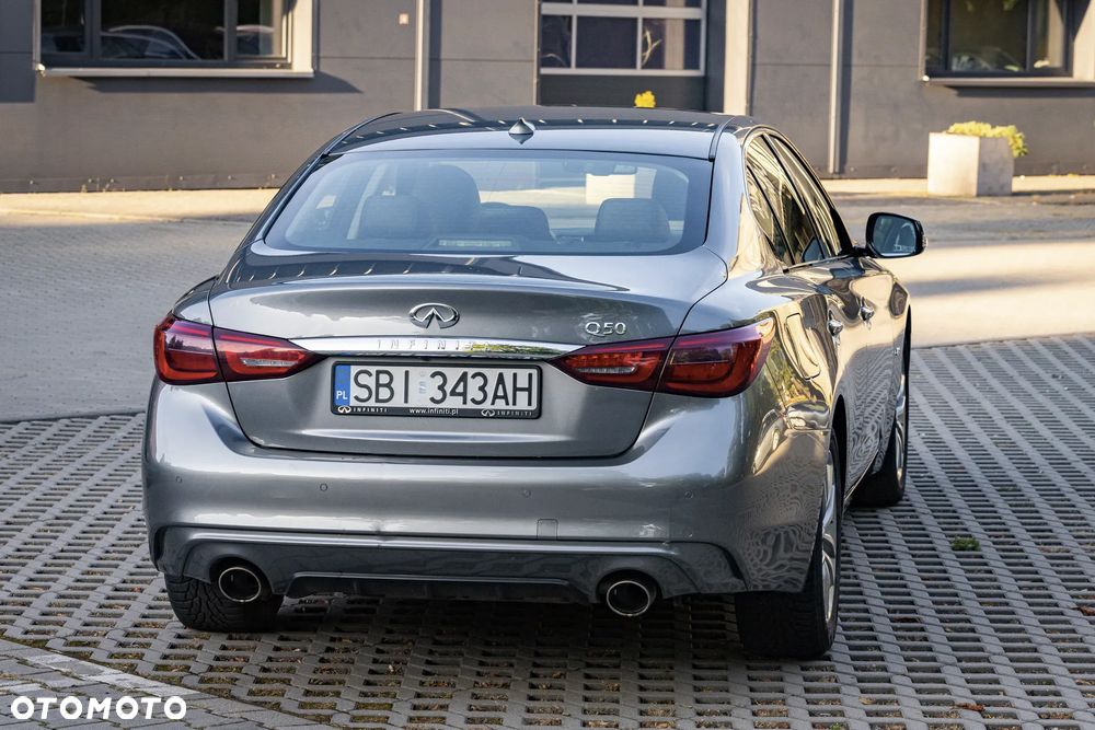 Infiniti Q50 2.0t Premium EU6 - 16