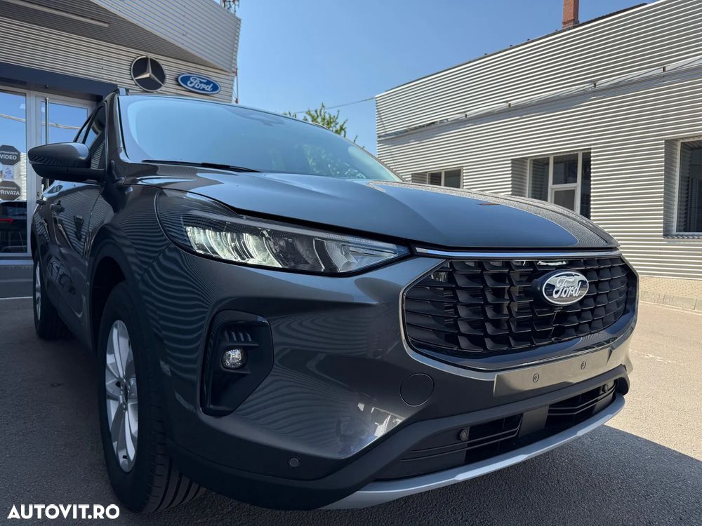 Ford Kuga 1.5 EcoBoost A8 FWD Titanium - 11