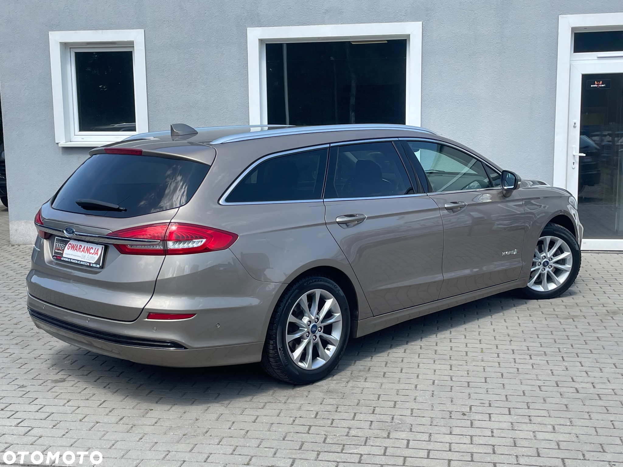 Ford Mondeo 2.0 Hybrid Titanium - 39