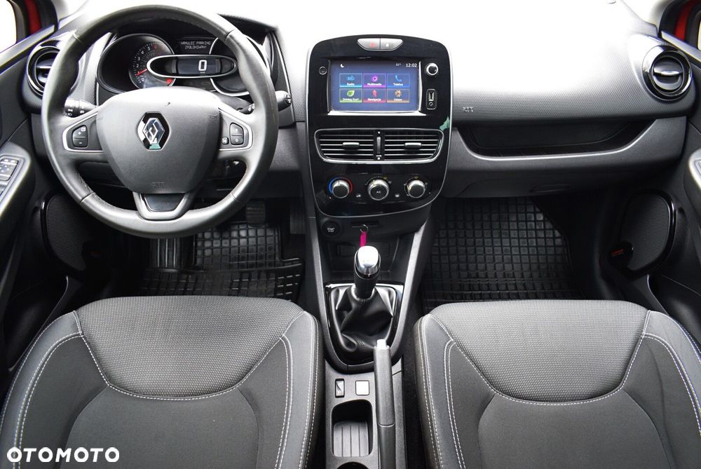 Renault Clio - 18