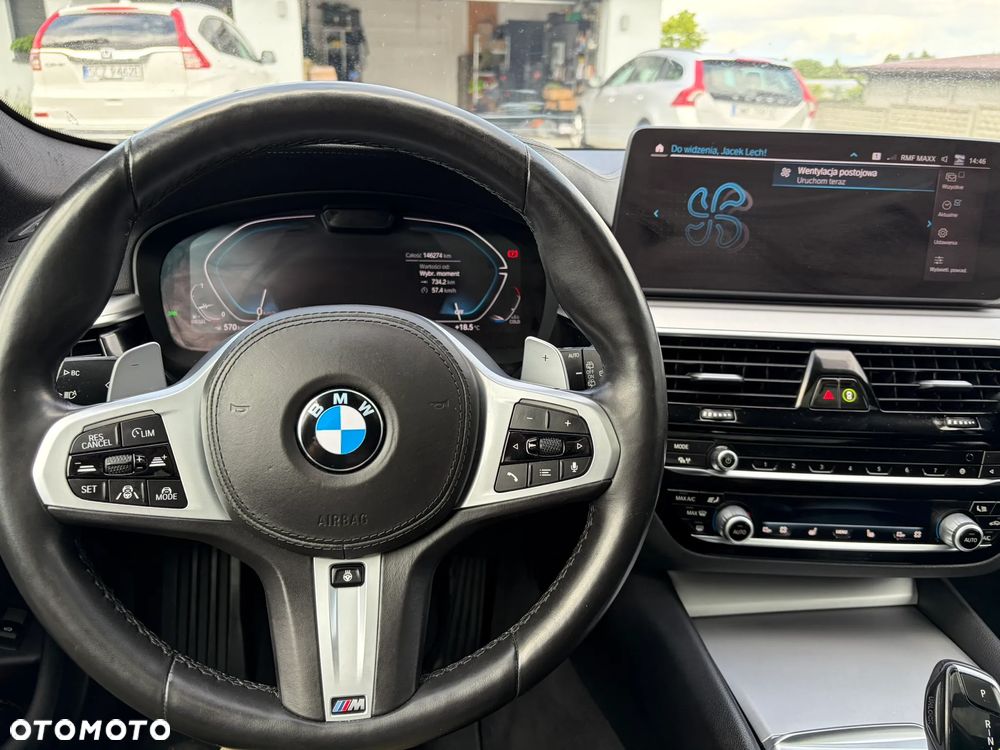 BMW Seria 5 520d Luxury Line - 10