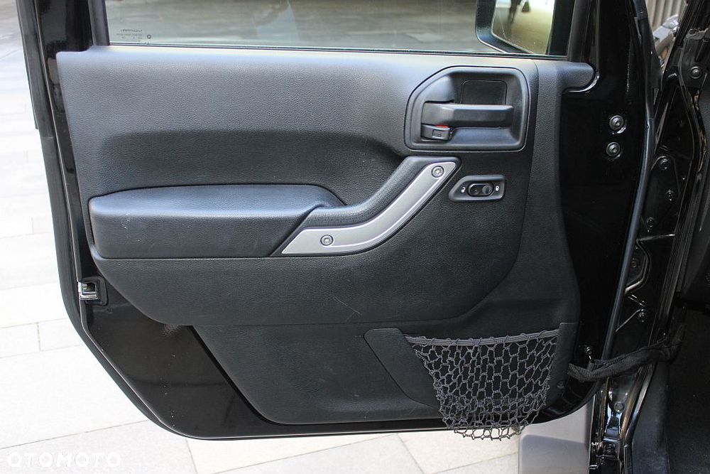 Jeep Wrangler - 18
