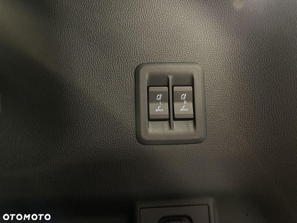 Toyota Land Cruiser LC 2.8 D-4D First Edition - 22