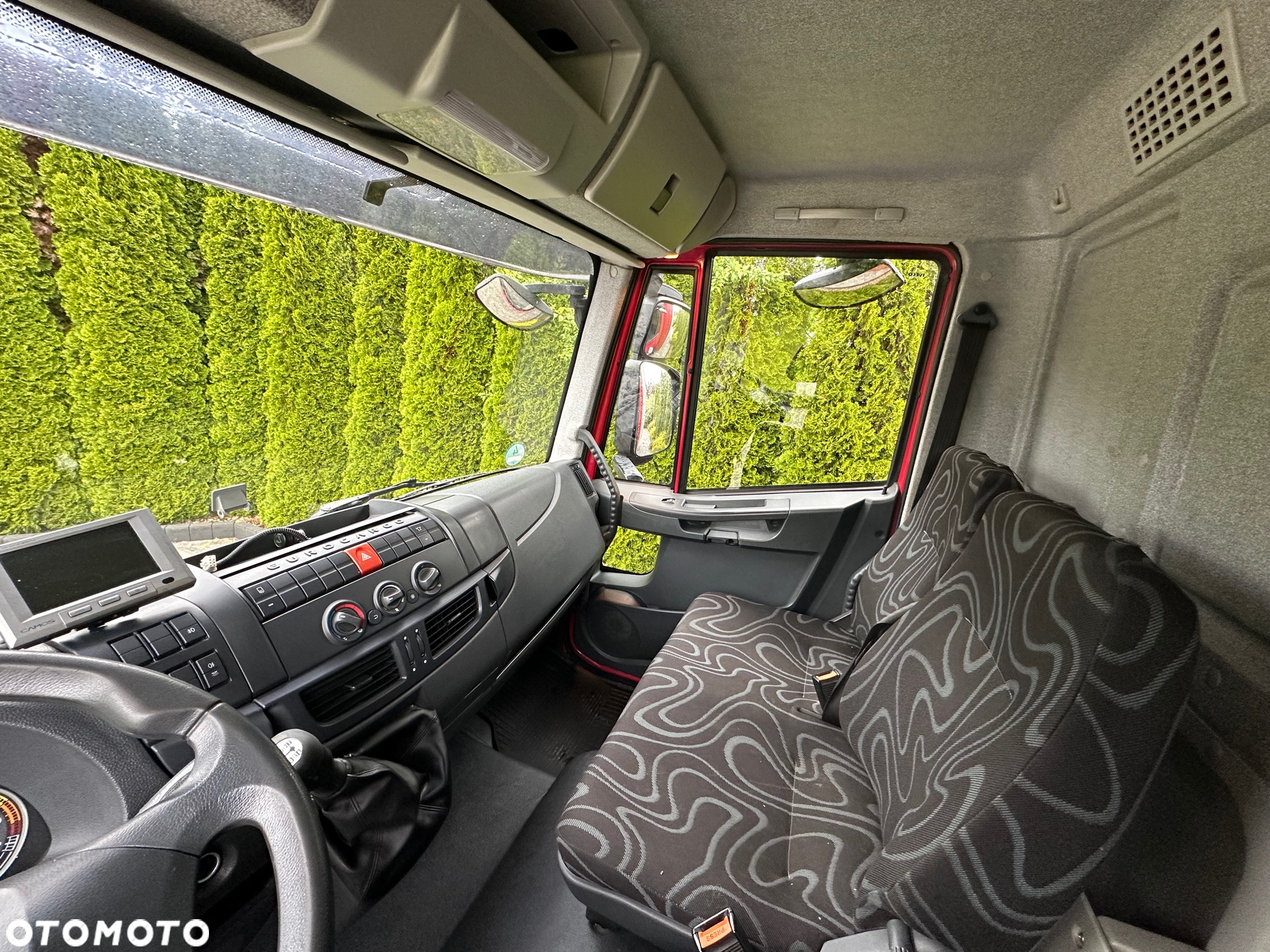 Iveco /  EURO CARGO / 120E28 / E5 / 124 tyś.km./ Burto-firanka / - 19